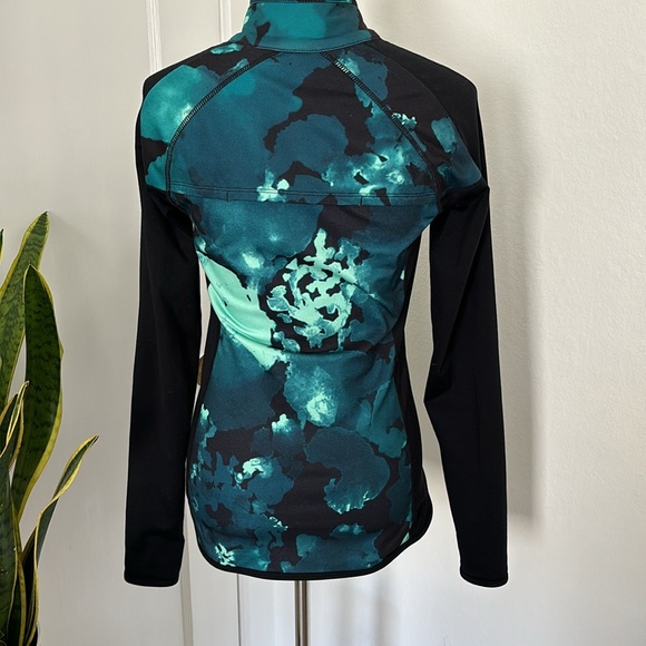 Fabletics Size XS Jojo Performance Jacket - Picture 5 of 8